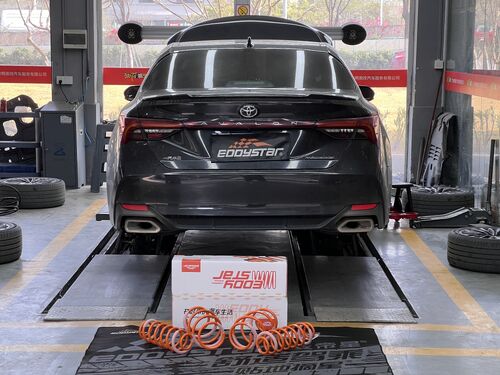 Aktueller Firmenfall über 2021 Toyota Avalon 2.5L EDDY Sport Kurzfeder Upgrade: Besseres Aussehen & besseres Handling